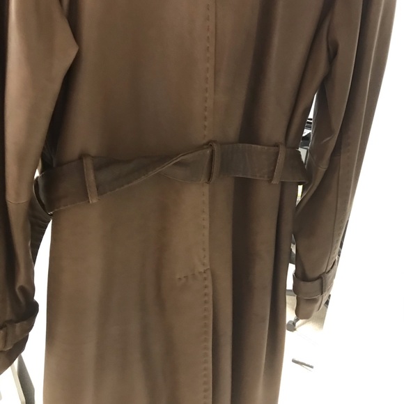 Beautiful soft leather full length coat . Extremely Classy. Thanks - Picture 3 of 8